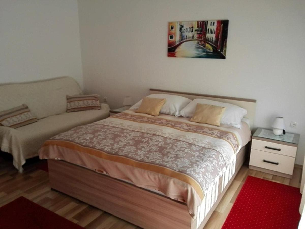 Apartmani Ivanka Stojcic Цриквениця Екстер'єр фото